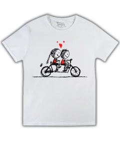 Прикольные футболки: влюбленные на велосипеде